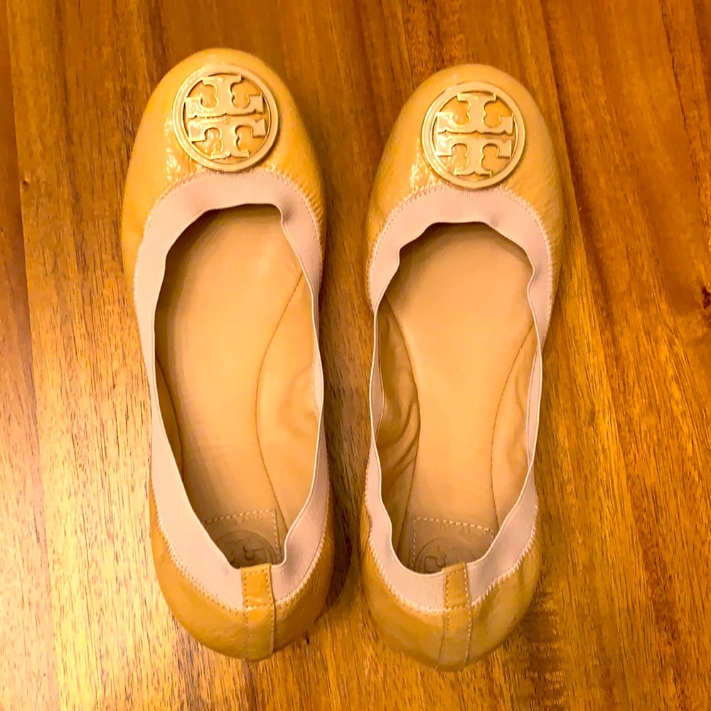 Tory Burch Ballet flat size 9 M - tan color